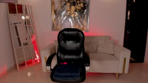 Jenna Olson  online show from April 2026 10:10:01 AM