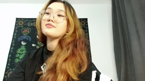 JENNA online show from October 2025 01:08:02 PM