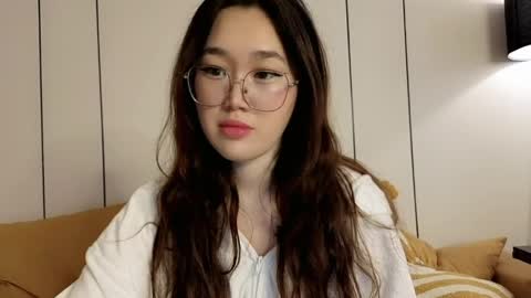 Snapshot of jennatyan chatting on May 2026 04:19:01 AM JENNA online show from May 2026 04:19:01 AM