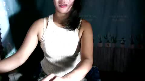 jenndee online show from October 2025 10:38:01 AM