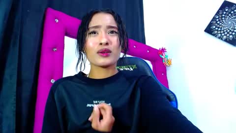 jenn online show from April 2026 10:28:01 AM