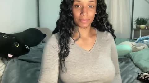Snapshot of jenni_cash chatting on March 2025 11:54:01 PM Mistress Jenni online show from March 2025 11:54:01 PM