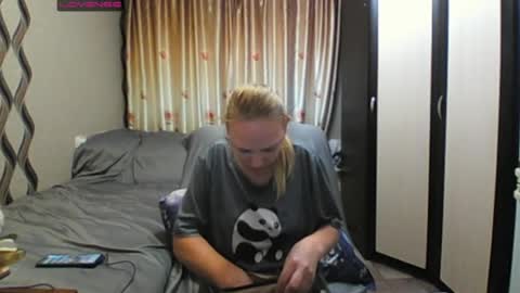 Snapshot of jennideep chatting on June 2026 03:11:02 PM JenniDeep online show from June 2026 03:11:02 PM