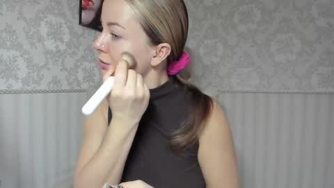 Jennifer online show from February 2026 11:27:01 AM