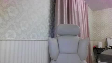 Jennifer online show from February 2026 08:38:02 PM