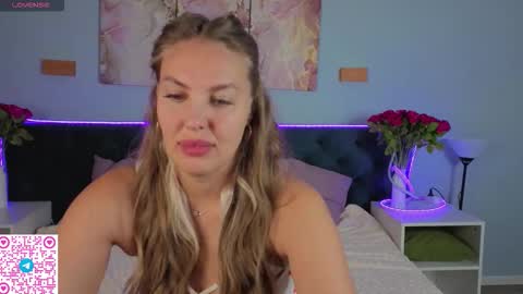 Jennifer hayess online show from February 2026 01:04:01 AM