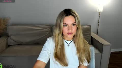 Snapshot of jennifer_perezz chatting on July 2026 05:05:01 PM Jennifer Perezz online show from July 2026 05:05:01 PM