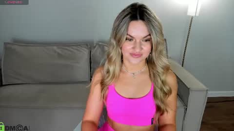 Snapshot of jennifer_perezz chatting on July 2026 06:20:01 PM Jennifer Perezz online show from July 2026 06:20:01 PM