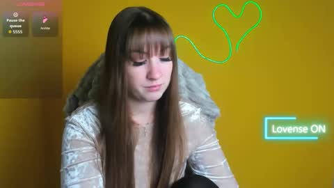 Jennifer online show from November 2025 06:35:02 AM