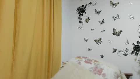 jenniferloveyou online show from November 2025 04:51:02 PM