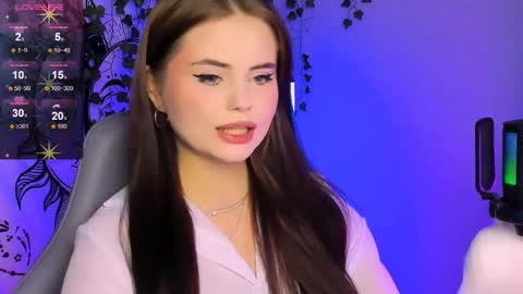 Jenni online show from March 2025 12:11:02 PM