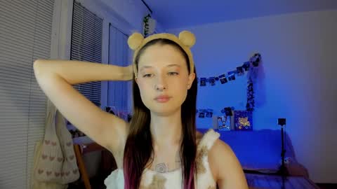 Snapshot of jenny_cox_love chatting on December 2024 07:11:01 PM Jennifer Jenny Darling online show from December 2024 07:11:01 PM