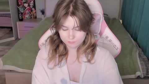 Snapshot of jenny_hardy chatting on July 2026 07:39:01 PM Jenny my next stream is on Saturday at 1 pmUTC Welcome to my WhatsApp 3 online show from July 2026 07:39:01 PM