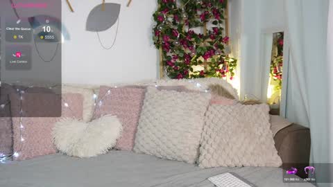 Jenny Roberts online show from January 2025 08:21:01 PM