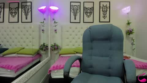 Snapshot of jenny_stark chatting on June 2026 11:44:02 AM jenny_stark online show from June 2026 11:44:02 AM