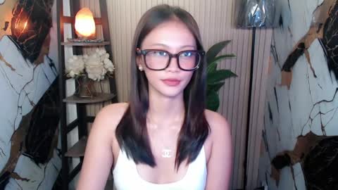 Snapshot of jenny_sweetgirlx chatting on July 2026 04:59:02 AM jenny_sweetgirlx online show from July 2026 04:59:02 AM