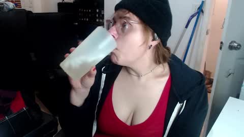 Snapshot of jennyneeds chatting on December 2025 02:16:02 AM theChloeStar online show from December 2025 02:16:02 AM