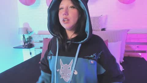 Angela online show from October 2025 03:51:02 AM