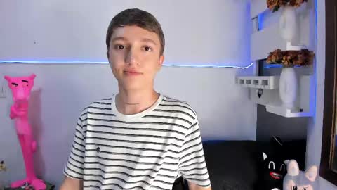 Snapshot of jeremy_salvatore_ chatting on May 2026 01:01:02 AM jero independent model online show from May 2026 01:01:02 AM