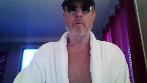 Snapshot of jerflor chatting on January 2026 04:12:02 PM jerflor online show from January 2026 04:12:02 PM