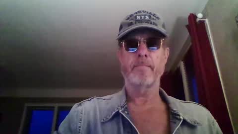 Snapshot of jerflor chatting on February 2026 05:27:02 PM jerflor online show from February 2026 05:27:02 PM