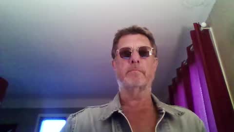 Snapshot of jerflor chatting on March 2026 05:51:02 PM jerflor online show from March 2026 05:51:02 PM