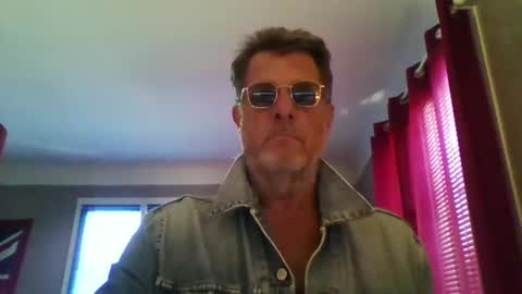 jerflor online show from May 2026 02:22:02 PM