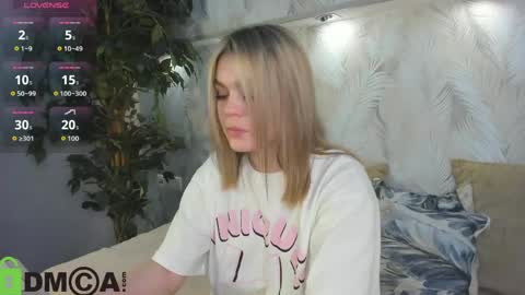 Snapshot of jerry_hall chatting on May 2026 01:25:02 AM Jerry online show from May 2026 01:25:02 AM