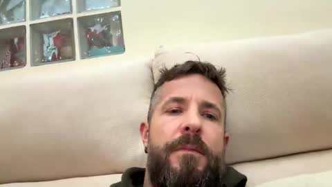 jesaj online show from January 2026 04:34:01 PM