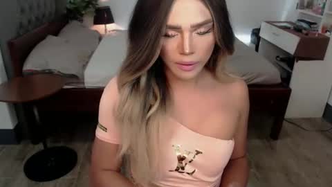 Snapshot of jesie_hot69 chatting on April 2026 05:54:01 AM jesie_hot69 online show from April 2026 05:54:01 AM