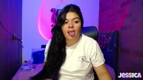 Jessi online show from November 2025 02:14:01 AM