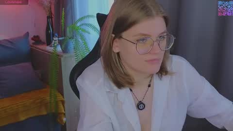 Snapshot of jess0e9 chatting on May 2026 02:02:02 PM JessieVibes online show from May 2026 02:02:02 PM