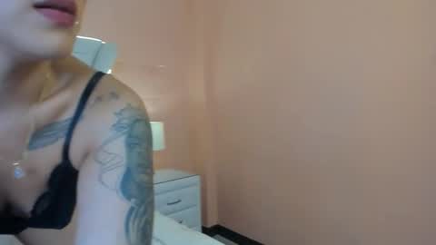 J E S S online show from January 2026 08:01:02 PM