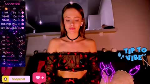 Jess online show from February 2025 10:44:02 PM