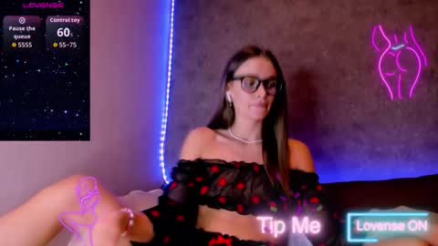 Jess online show from September 2025 09:18:01 PM