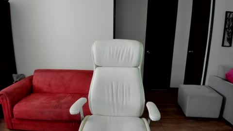 Snapshot of jess_rosse chatting on June 2026 03:46:01 PM jess_rosse online show from June 2026 03:46:01 PM