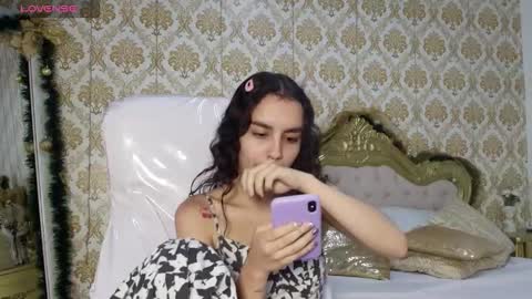 jessb_ online show from January 2026 06:33:02 PM