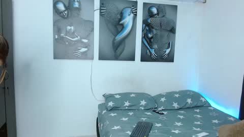 Hello we are Jesse and Dante. online show from December 2024 06:36:01 AM