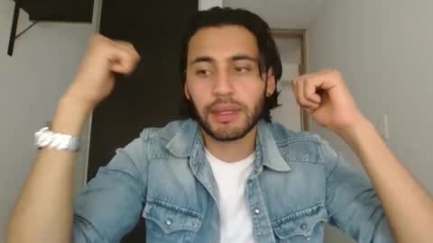 Angel  Demon online show from December 2025 06:49:02 PM