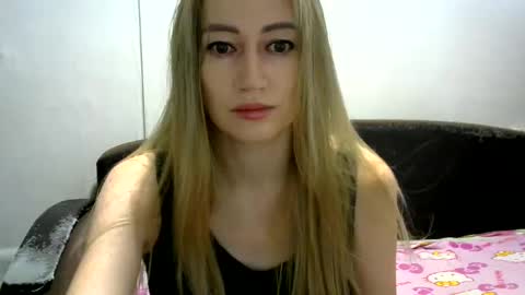 Snapshot of jessfox1 chatting on December 2024 04:01:02 AM JessFox1 online show from December 2024 04:01:02 AM