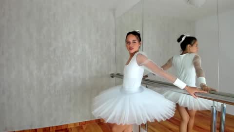 Jess online show from January 2025 04:06:01 PM