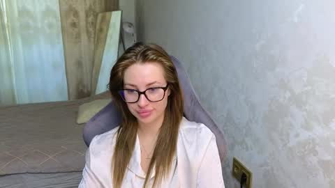 Jessy online show from September 2025 05:24:01 AM