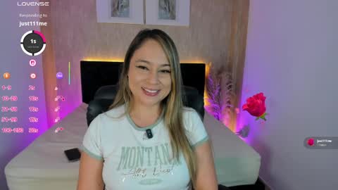 Snapshot of jessica_hotxxx chatting on April 2026 01:19:01 PM Jessi online show from April 2026 01:19:01 PM