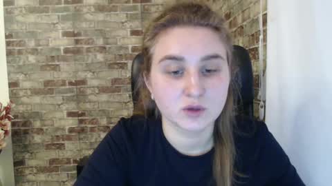 Snapshot of jessica_moul chatting on January 2025 02:35:01 PM jessica_moul online show from January 2025 02:35:01 PM