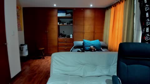 jessica_rabbit777_ online show from January 2025 09:48:02 PM