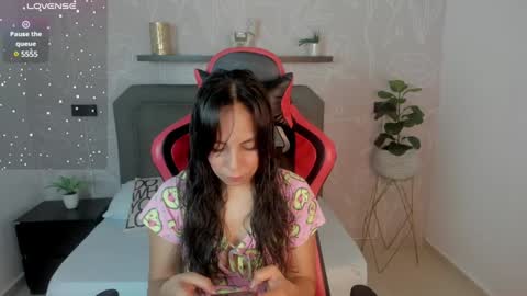 Snapshot of jessica_taylor_22 chatting on December 2024 12:24:01 PM jessica_taylor_22 online show from December 2024 12:24:01 PM