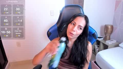 Snapshot of jessica_taylor_22 chatting on January 2025 07:07:02 PM jessica_taylor_22 online show from January 2025 07:07:02 PM