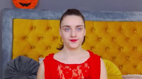 Jessica White online show from November 2025 04:55:02 AM