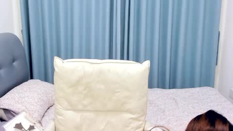 jessicalena online show from May 2026 07:33:01 PM