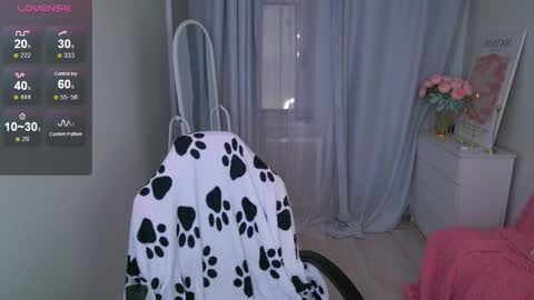 Jessi online show from November 2025 01:55:01 PM